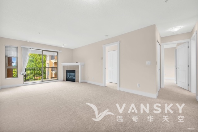 260304163806_LIVING ROOM.JPG